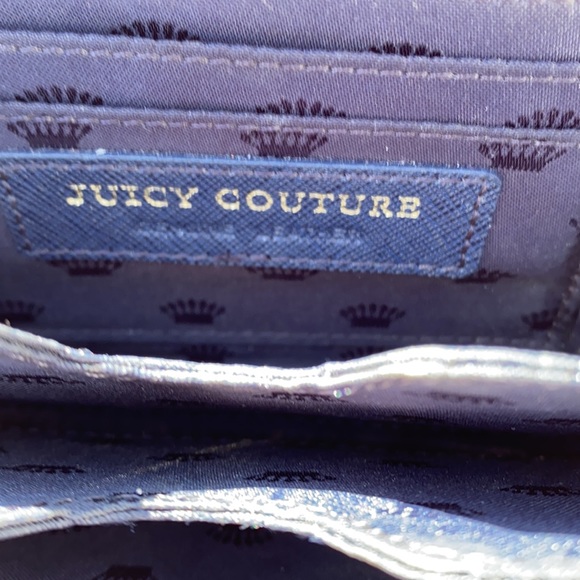 Juicy couture beautiful zip around wristlet - Picture 5 of 7